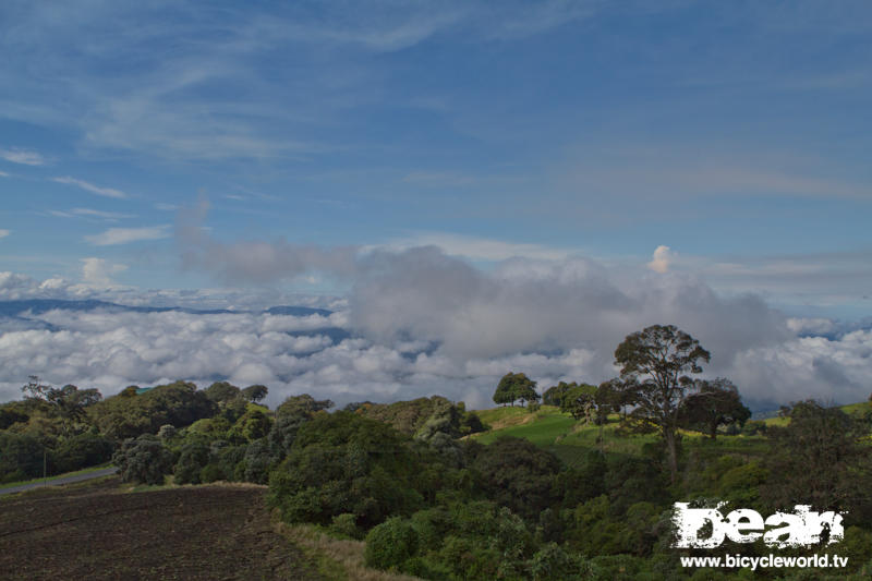 la ruta view from Irazu volcano