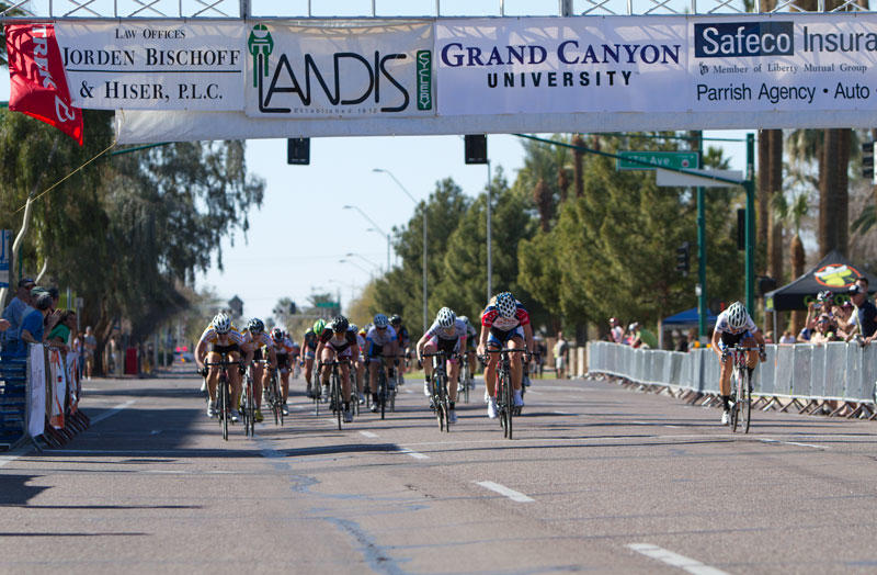 criterium finish line at pro womes race