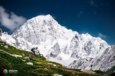 Worlds Best Enduro Racers in Aspen for Round 5