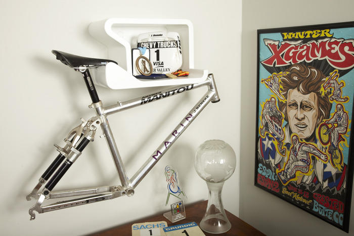 The Shelfie as a bike showcase