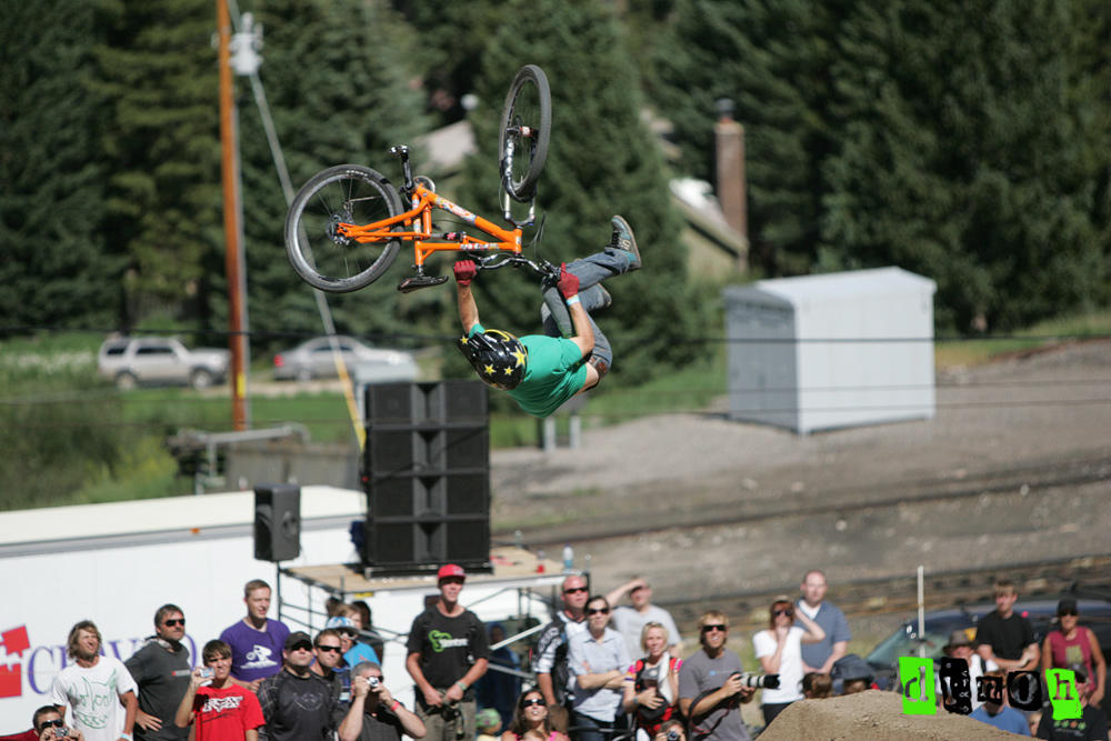  greg watts flip-whip to a fourth place at the 2010 crank works slopestyle competition