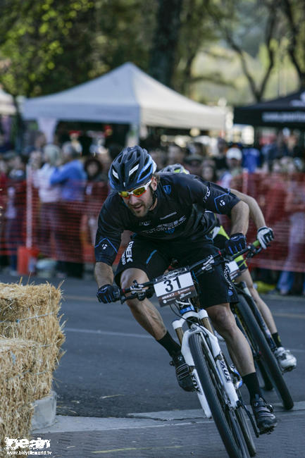 jhk looking stylish during the crit